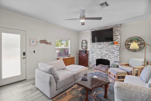 301 Hawthorne Drive, Lake Park, FL 33403