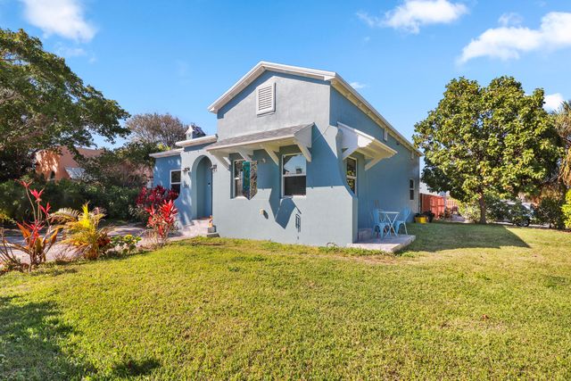 301 Hawthorne Drive, Lake Park, FL 33403