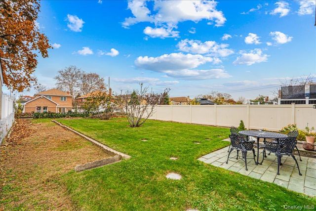 15411 Willets Point Boulevard, Whitestone, NY 11357