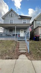 705 Blaine St, New Castle, PA 16101