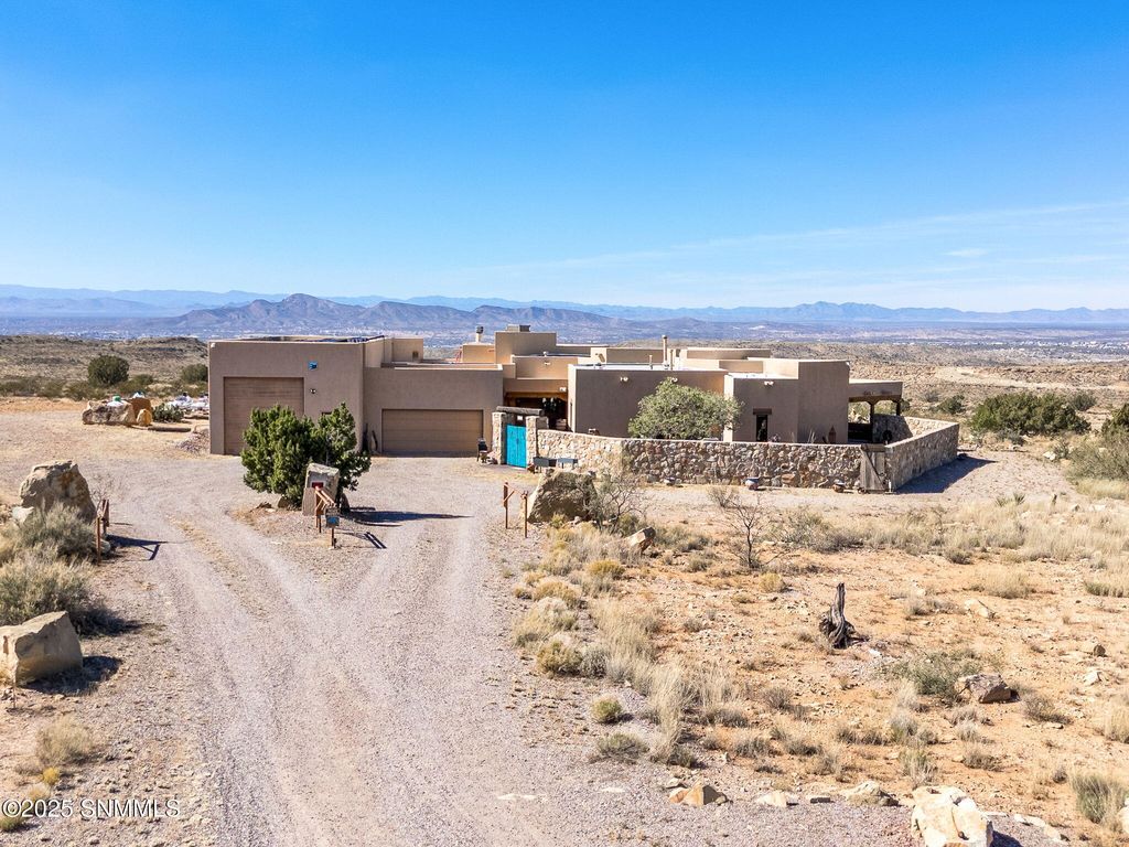 149 Champagne Hills Road, Truth Or Consequences, NM 87901