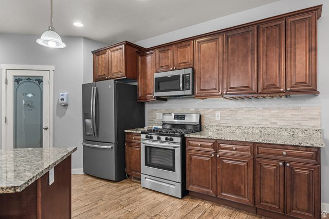 3386 W CHAMONIX WAY, Riverton, UT 84065