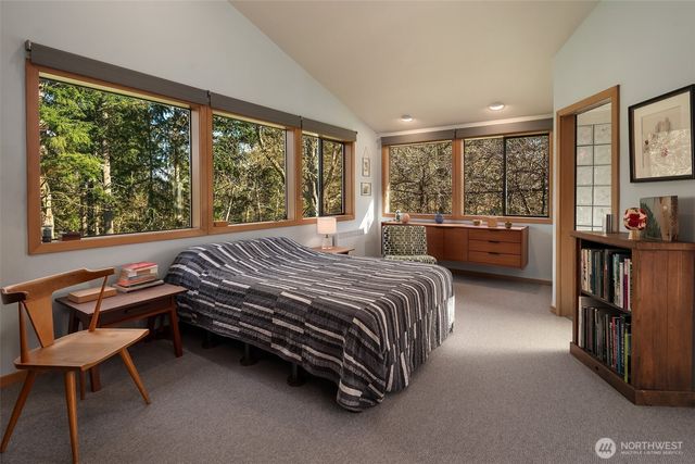 15232 Vermontville Road SW, Vashon, WA 98070