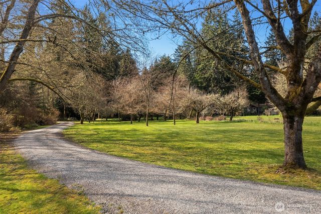 15232 Vermontville Road SW, Vashon, WA 98070