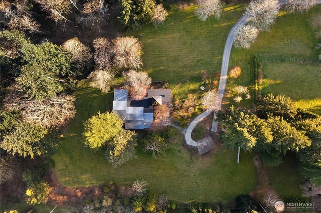 15232 Vermontville Road SW, Vashon, WA 98070