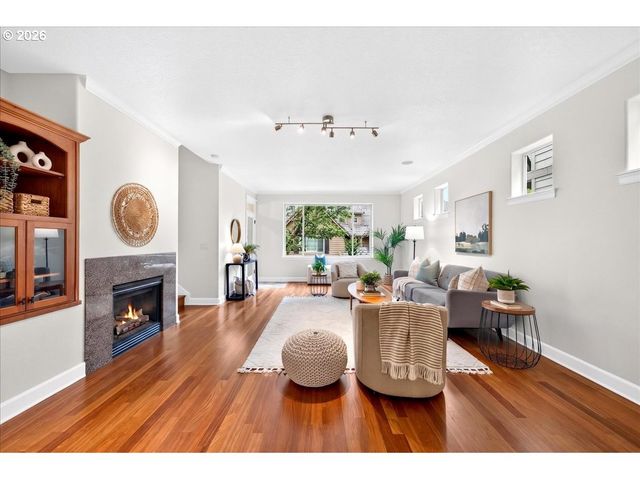 2052 Nw Village Cir 41, Portland, OR 97229
