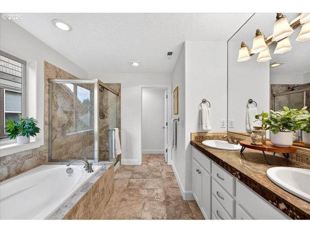 2052 Nw Village Cir 41, Portland, OR 97229