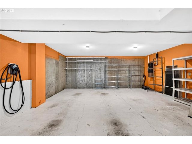 2052 Nw Village Cir 41, Portland, OR 97229
