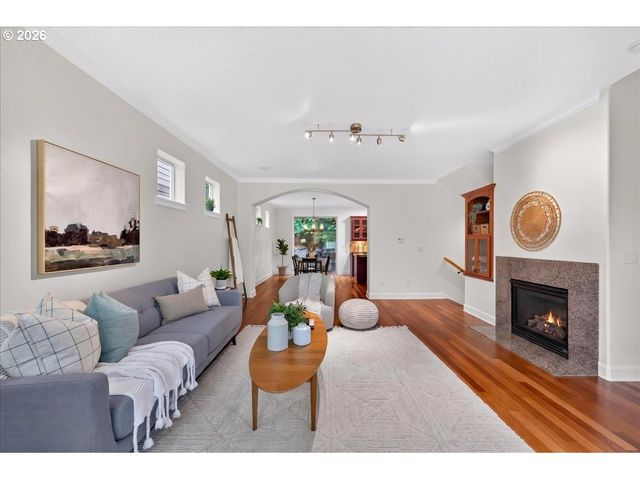 2052 Nw Village Cir 41, Portland, OR 97229