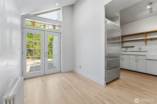 614 35th Avenue, Seattle, WA 98122
