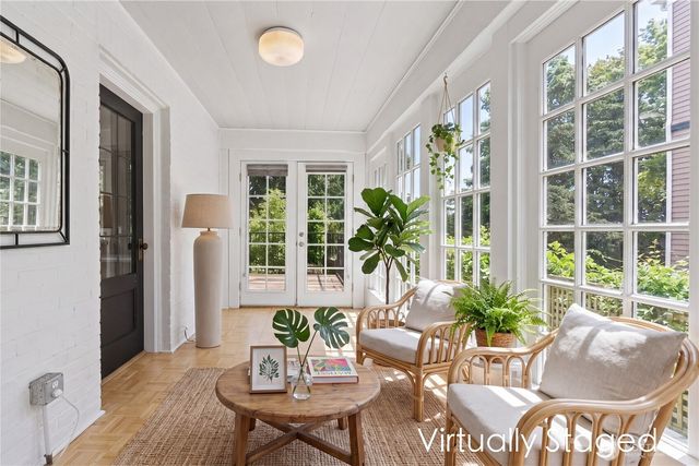 614 35th Avenue, Seattle, WA 98122