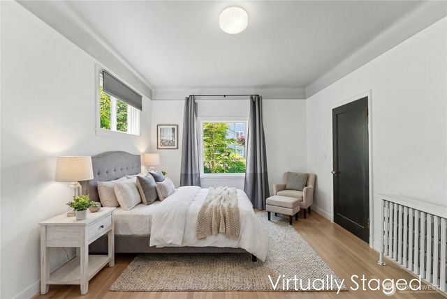 614 35th Avenue, Seattle, WA 98122
