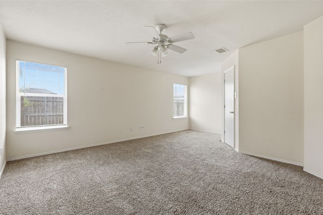 10716 Wild Oak Drive, Fort Worth, TX 76140