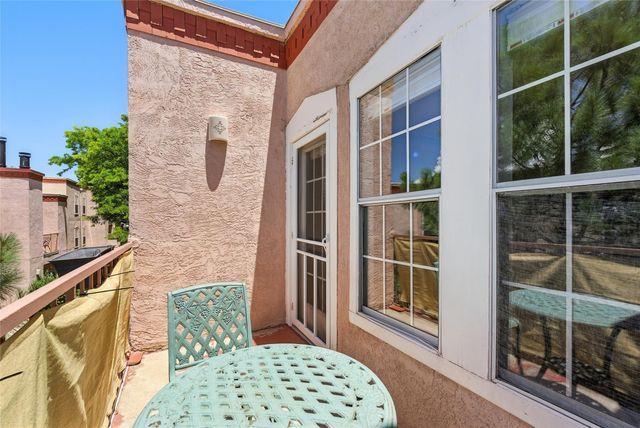 2501 Zia Road W 8-204, Santa Fe, NM 87505