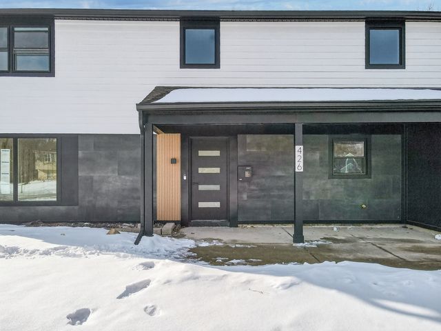 426 Argyll Lane, Schaumburg, IL 60194