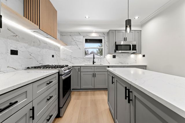 426 Argyll Lane, Schaumburg, IL 60194