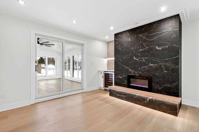 426 Argyll Lane, Schaumburg, IL 60194