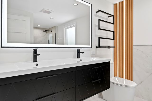 426 Argyll Lane, Schaumburg, IL 60194