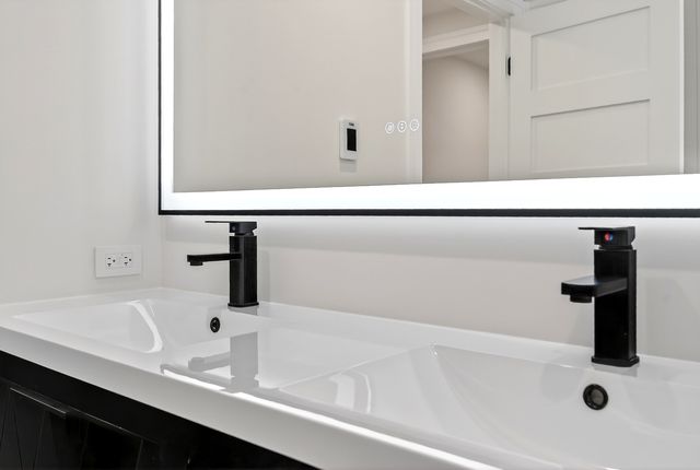 426 Argyll Lane, Schaumburg, IL 60194