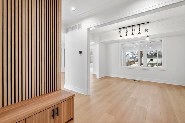 426 Argyll Lane, Schaumburg, IL 60194