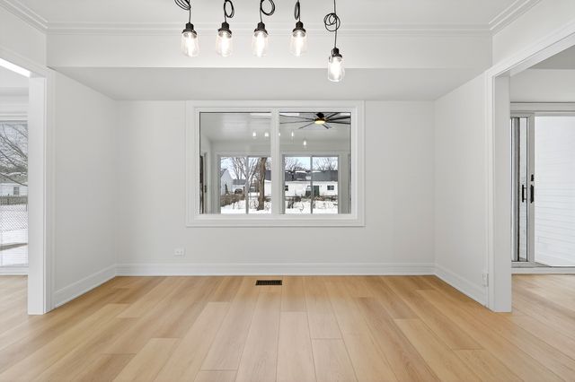 426 Argyll Lane, Schaumburg, IL 60194