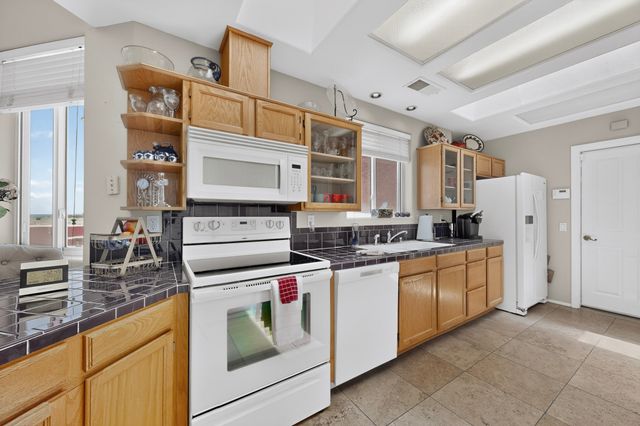 192 San Marcos Loop, Santa Fe, NM 87508