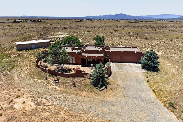 192 San Marcos Loop, Santa Fe, NM 87508