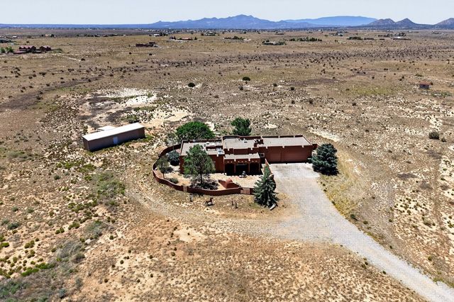 192 San Marcos Loop, Santa Fe, NM 87508
