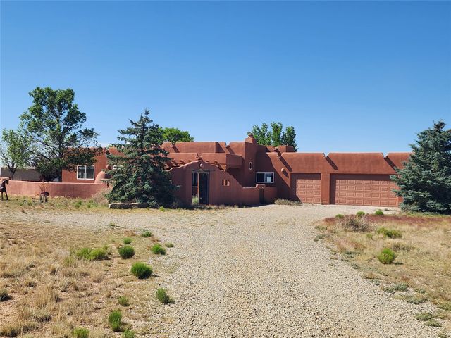 192 San Marcos Loop, Santa Fe, NM 87508