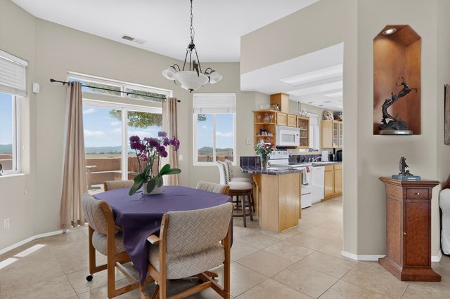 192 San Marcos Loop, Santa Fe, NM 87508