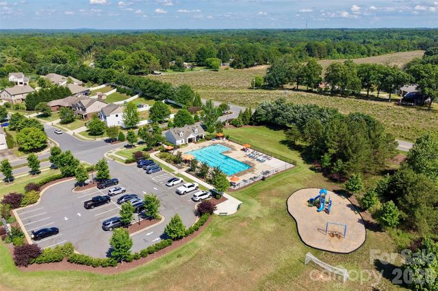 111 Buoy Lane, Statesville, NC 28677