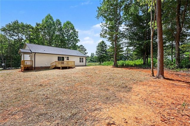 6331 New Center Church Road, Seagrove, NC 27341