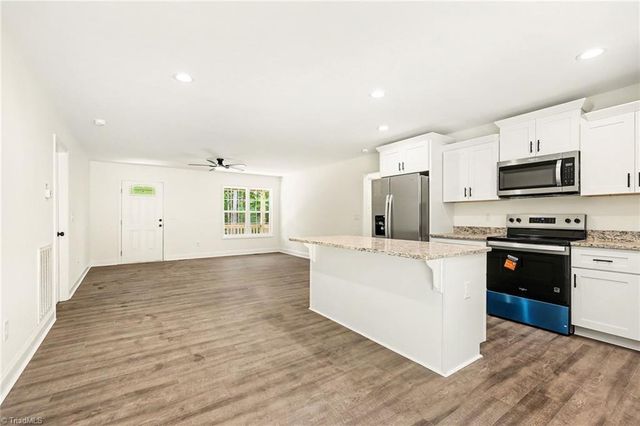 6331 New Center Church Road, Seagrove, NC 27341