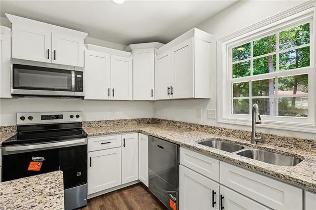 6331 New Center Church Road, Seagrove, NC 27341