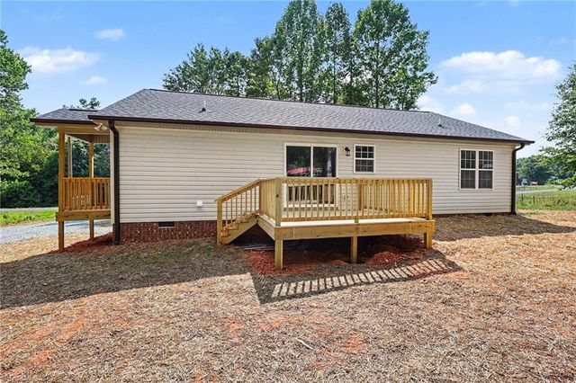 6331 New Center Church Road, Seagrove, NC 27341