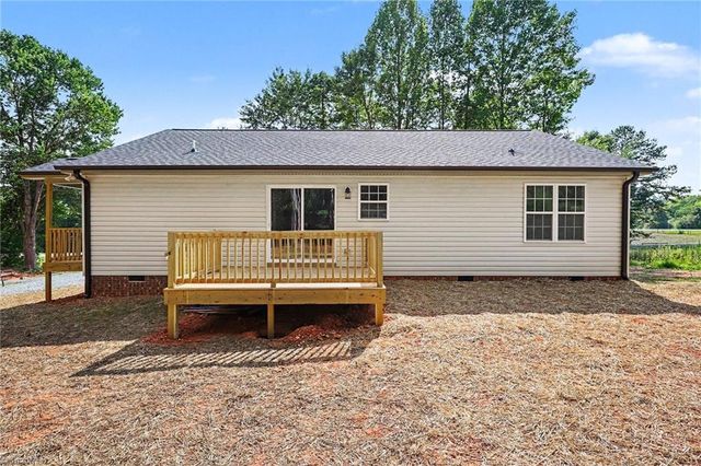 6331 New Center Church Road, Seagrove, NC 27341