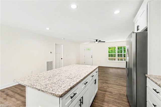 6331 New Center Church Road, Seagrove, NC 27341