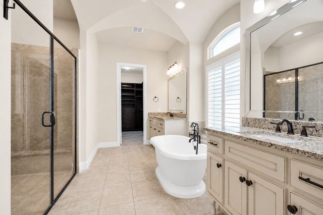 1115 Blue Lake Boulevard, Arlington, TX 76005