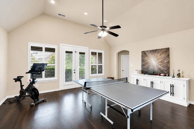 1115 Blue Lake Boulevard, Arlington, TX 76005