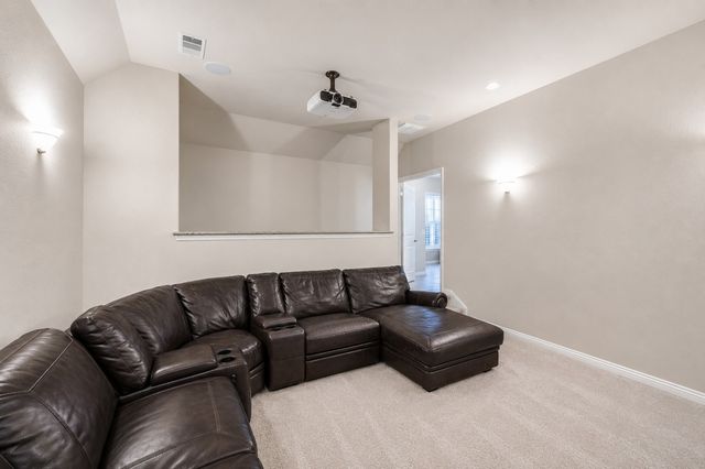 1115 Blue Lake Boulevard, Arlington, TX 76005