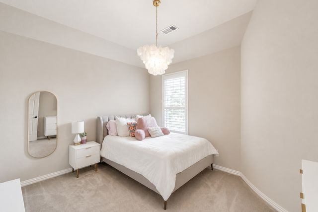 1115 Blue Lake Boulevard, Arlington, TX 76005