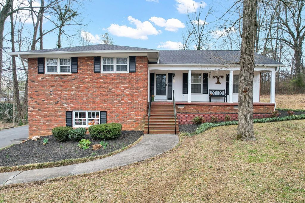 2112 Oakland Drive, NW, Cleveland, TN 37311