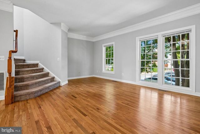 4370 THOMAS BRIGADE LN, Fairfax, VA 22033