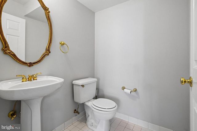 4370 THOMAS BRIGADE LN, Fairfax, VA 22033