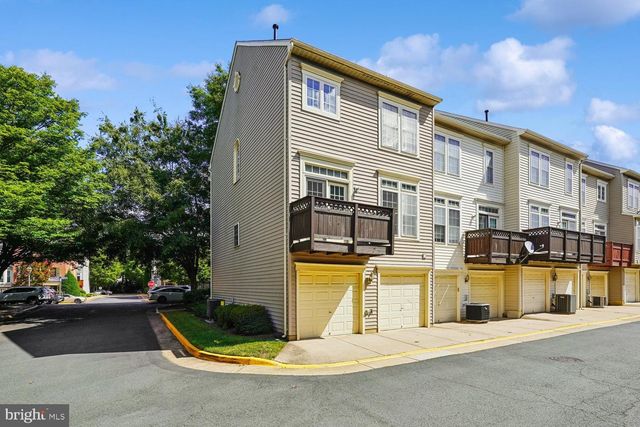 4370 THOMAS BRIGADE LN, Fairfax, VA 22033