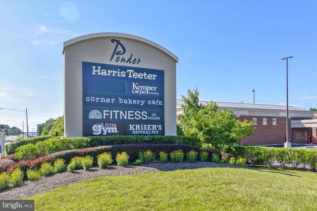 4370 THOMAS BRIGADE LN, Fairfax, VA 22033