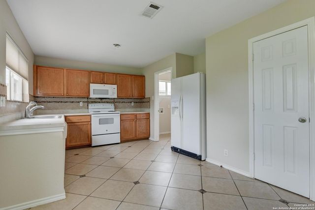 11906 Creek Peak, San Antonio, TX 78253