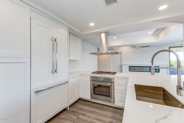 7137 E RANCHO VISTA Drive 7008, Scottsdale, AZ 85251