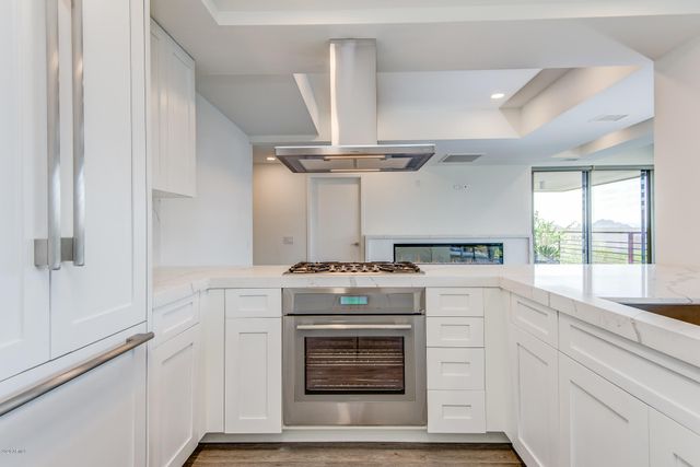 7137 E RANCHO VISTA Drive 7008, Scottsdale, AZ 85251