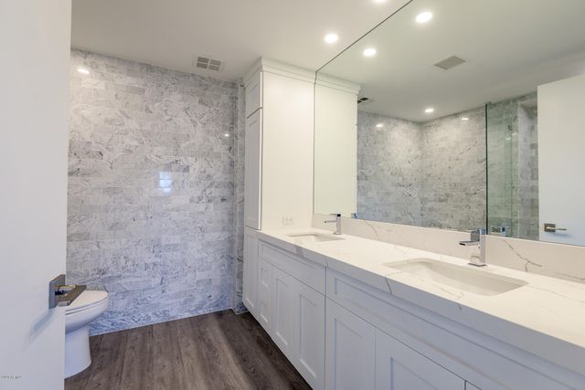7137 E RANCHO VISTA Drive 7008, Scottsdale, AZ 85251